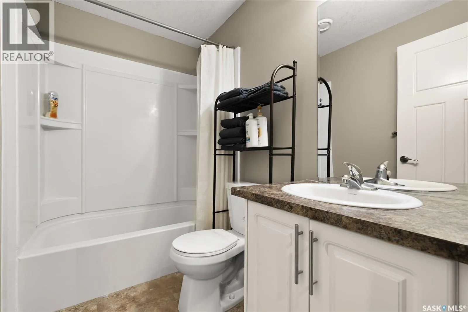 5221 Canuck CRESCENT