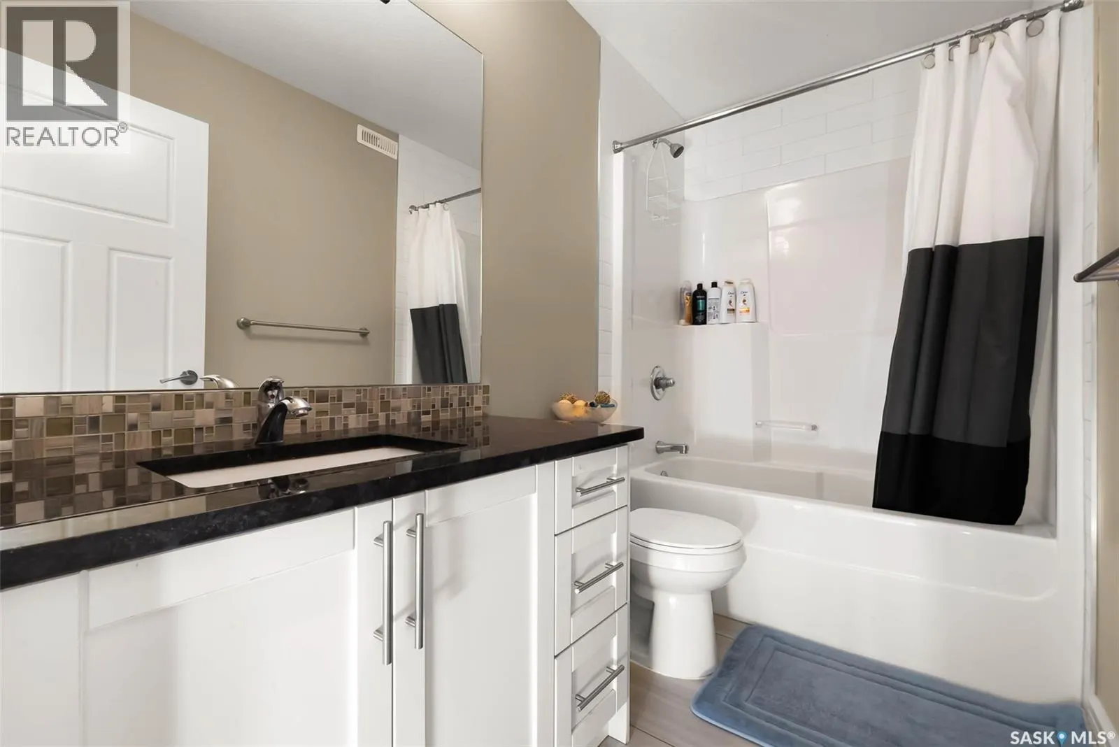 5221 Canuck CRESCENT