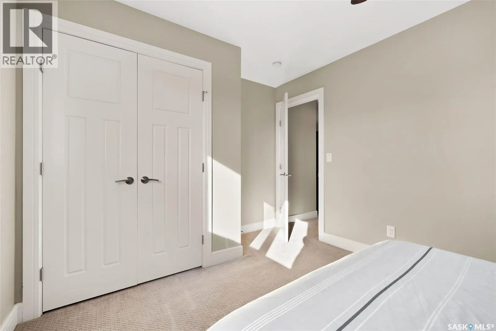 5221 Canuck CRESCENT