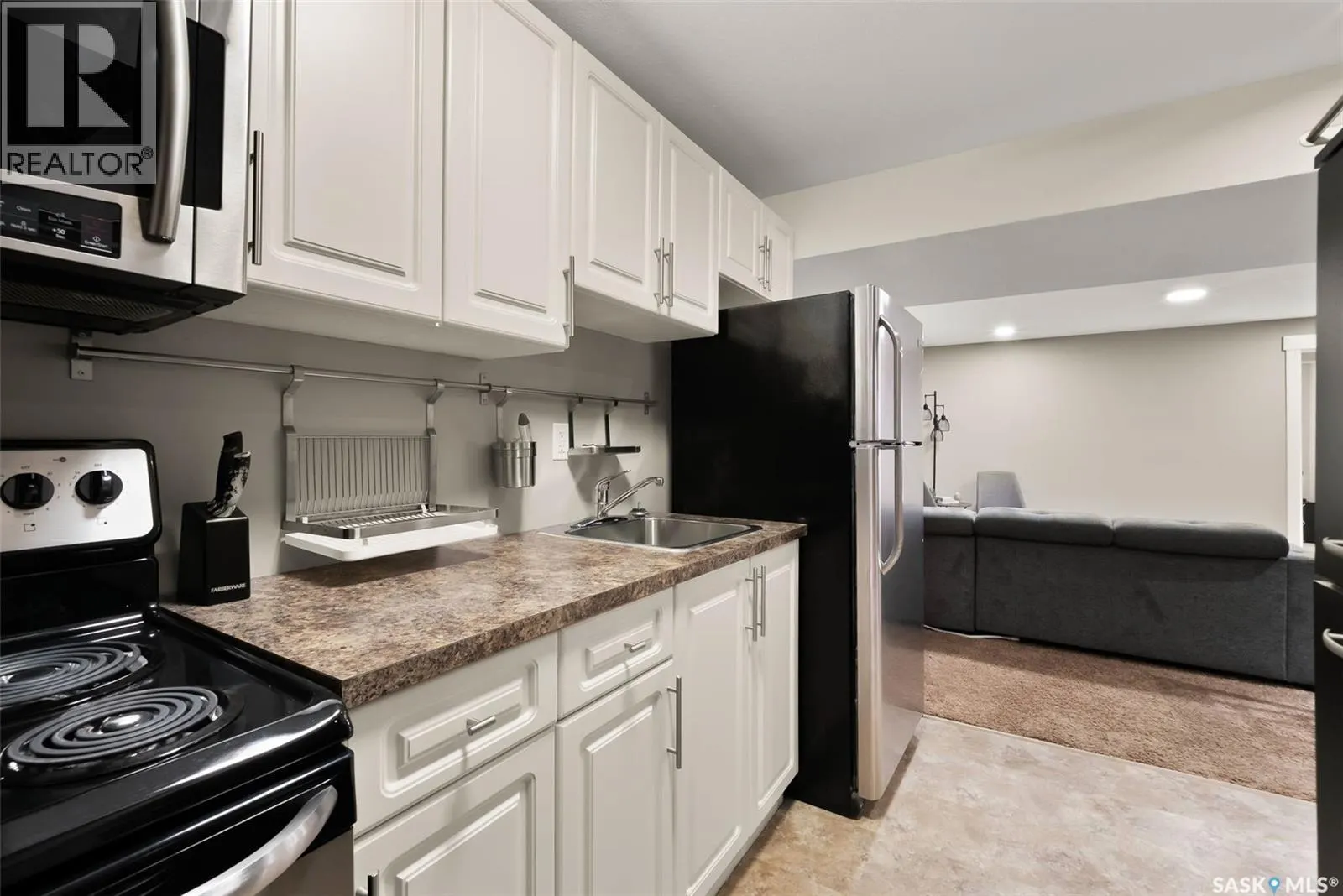 5221 Canuck CRESCENT