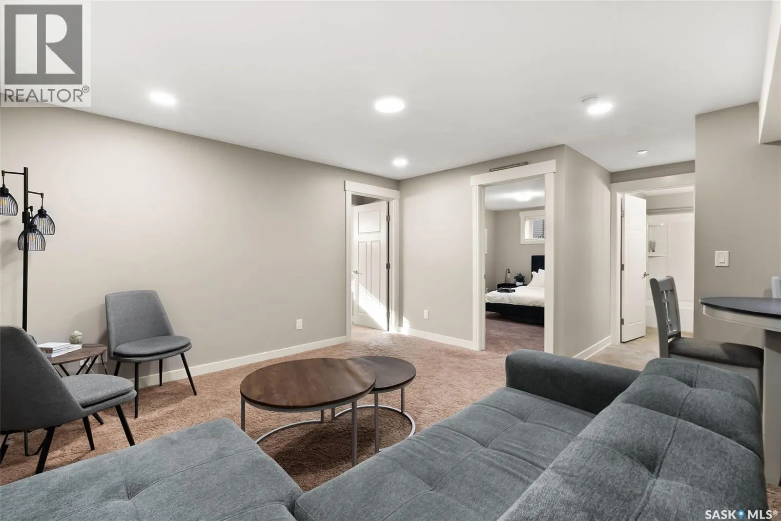 5221 Canuck CRESCENT