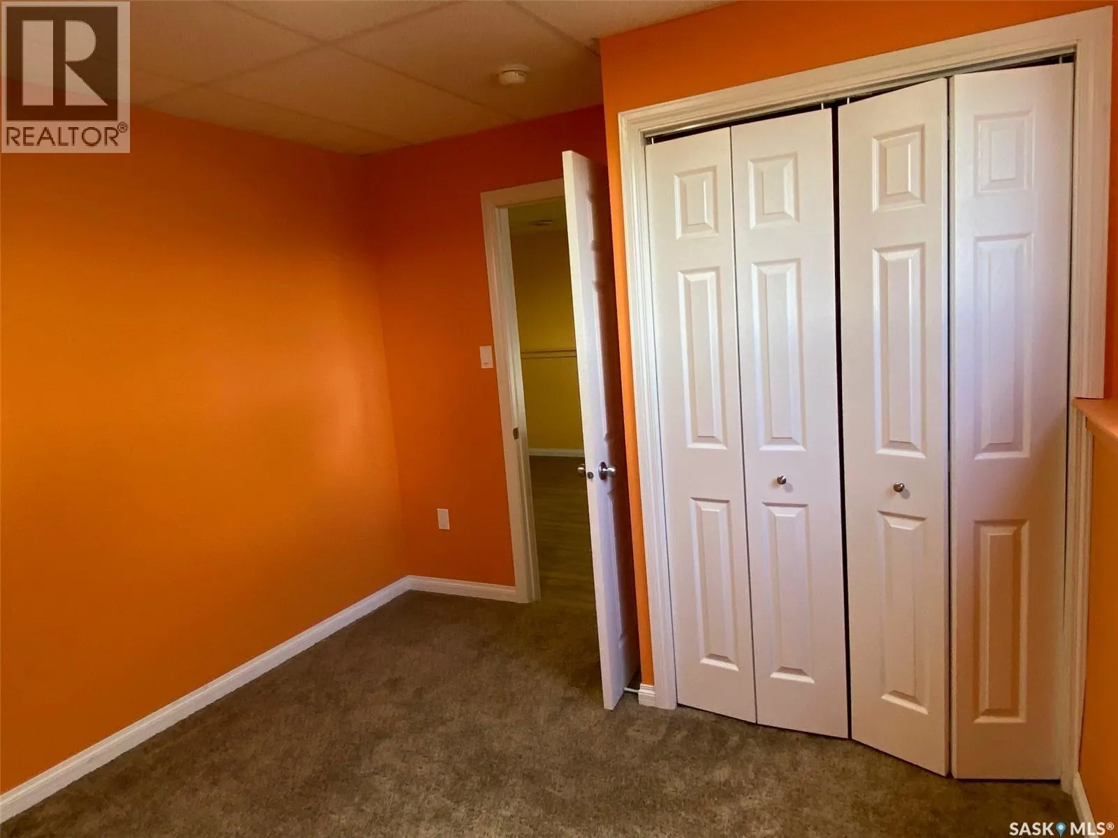 159 Duncan STREET W