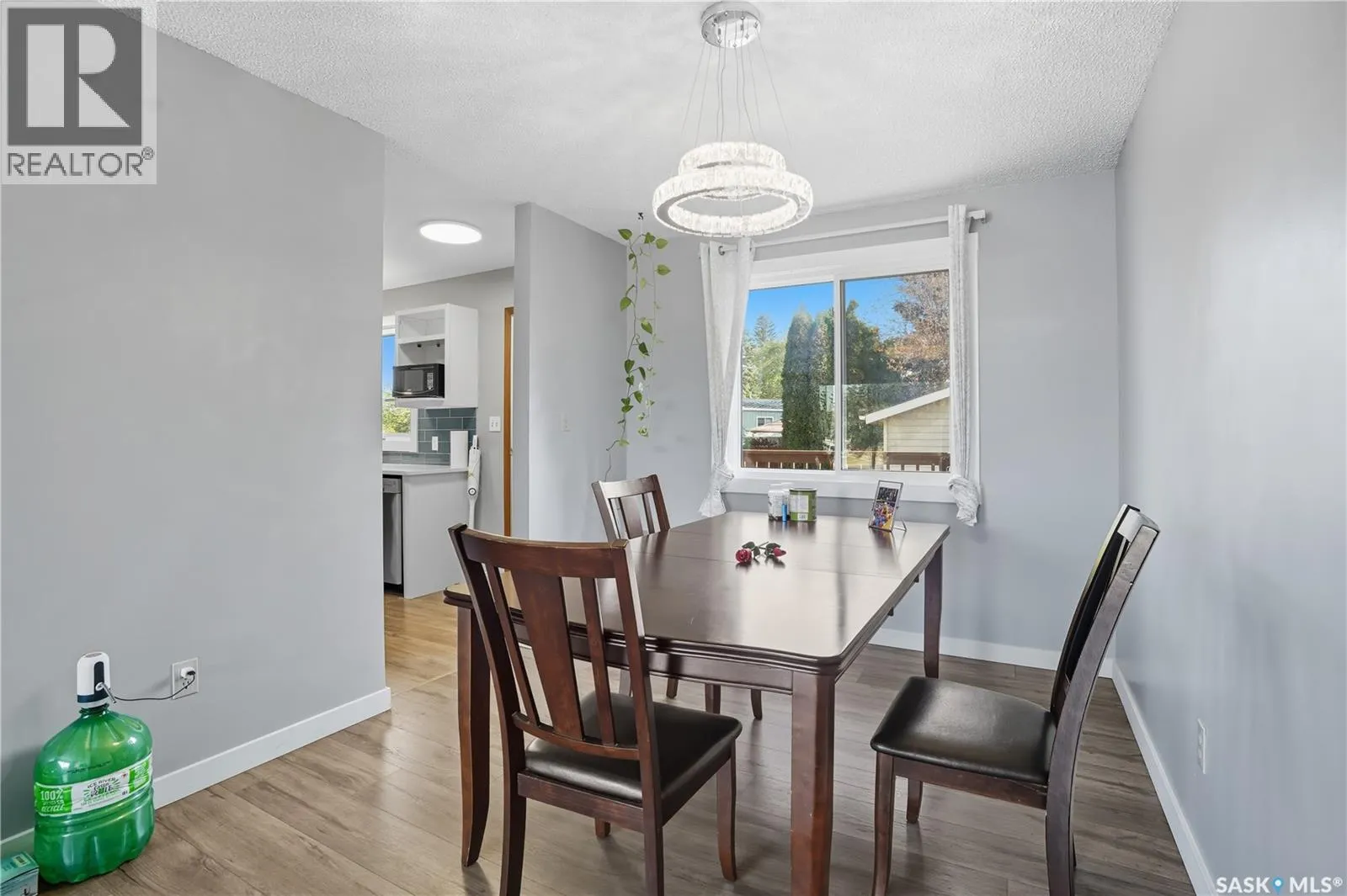 1215 Acadia DRIVE