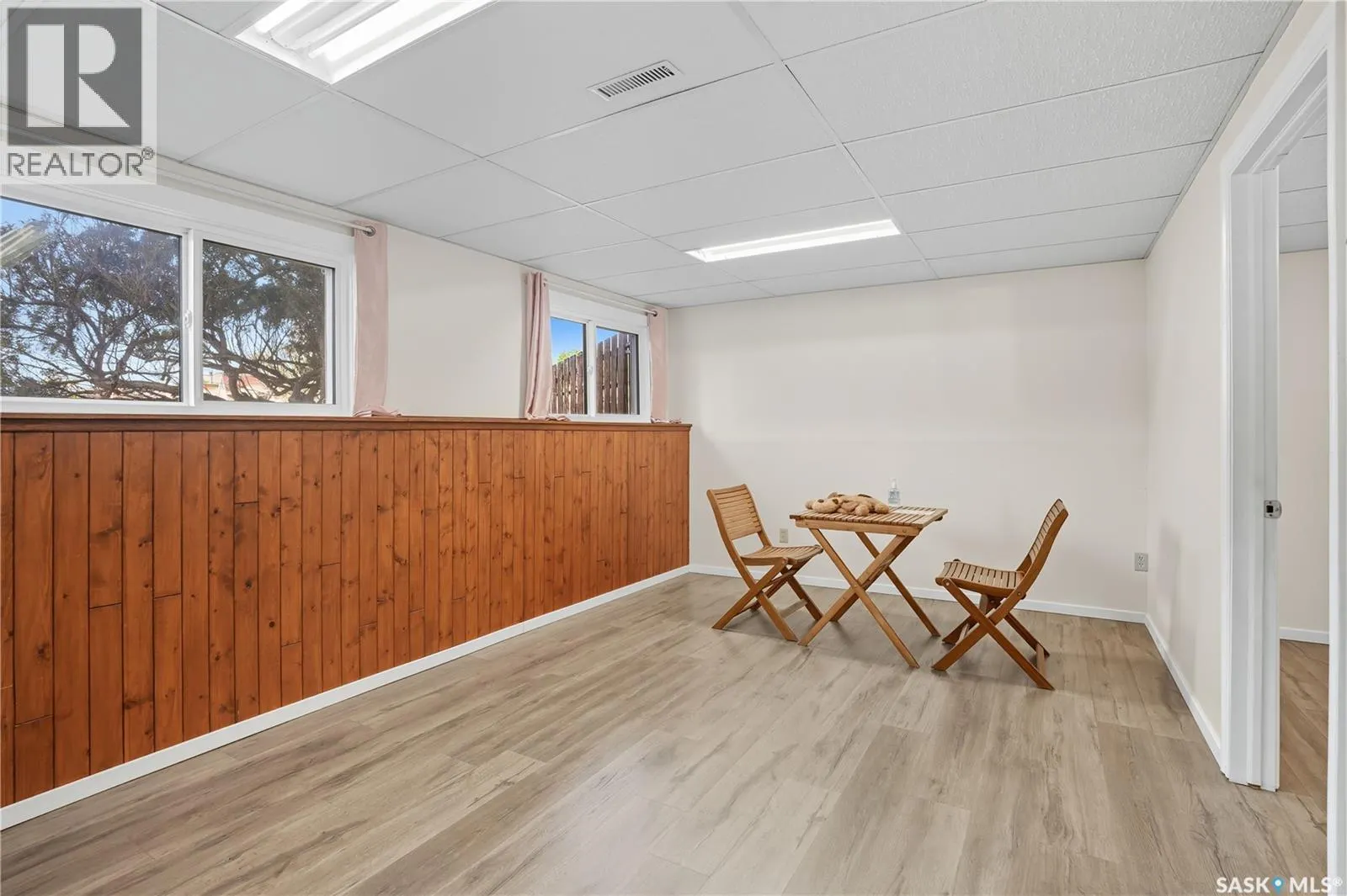 1215 Acadia DRIVE