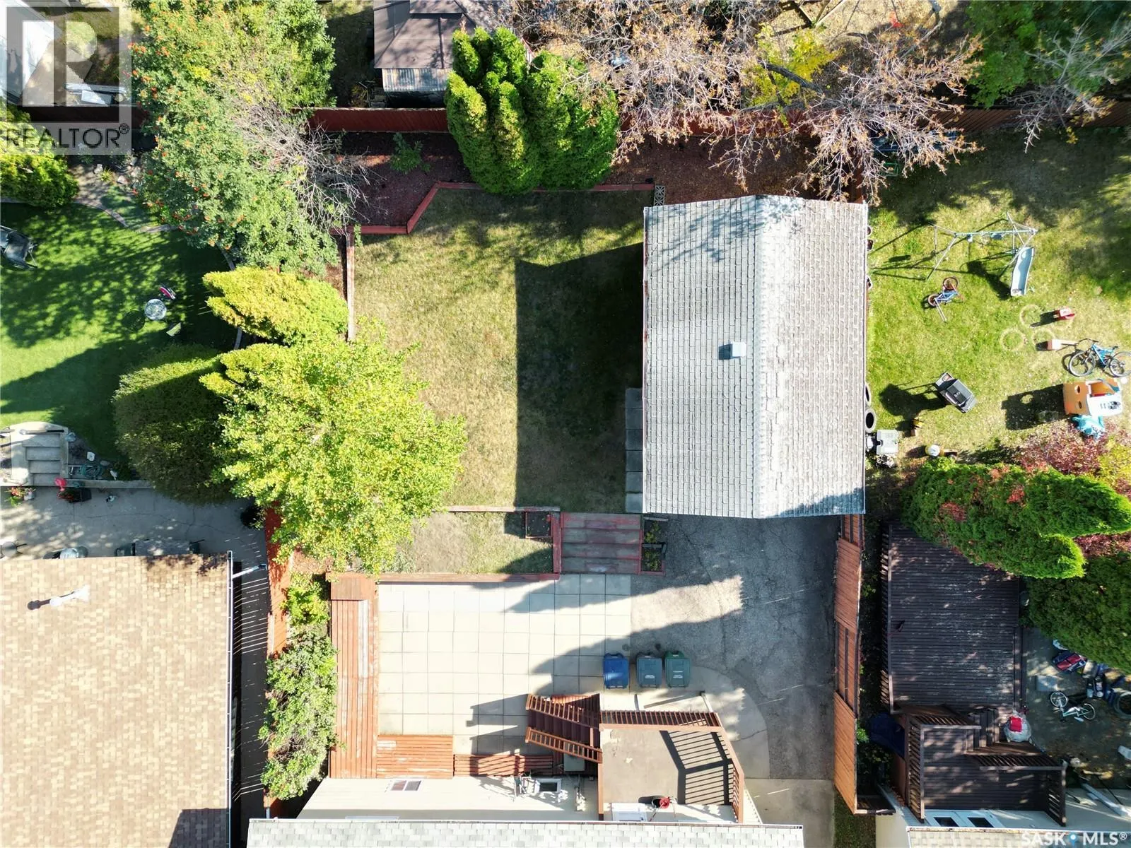 1215 Acadia DRIVE