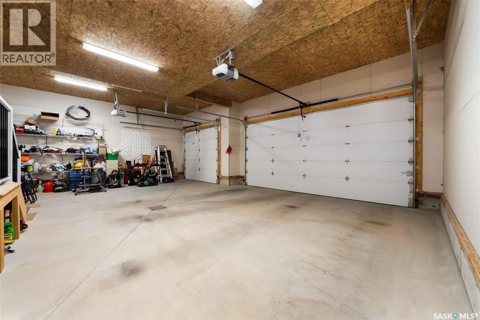 408 Hillside DRIVE