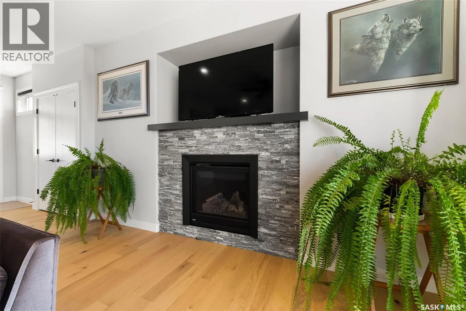 408 Hillside DRIVE
