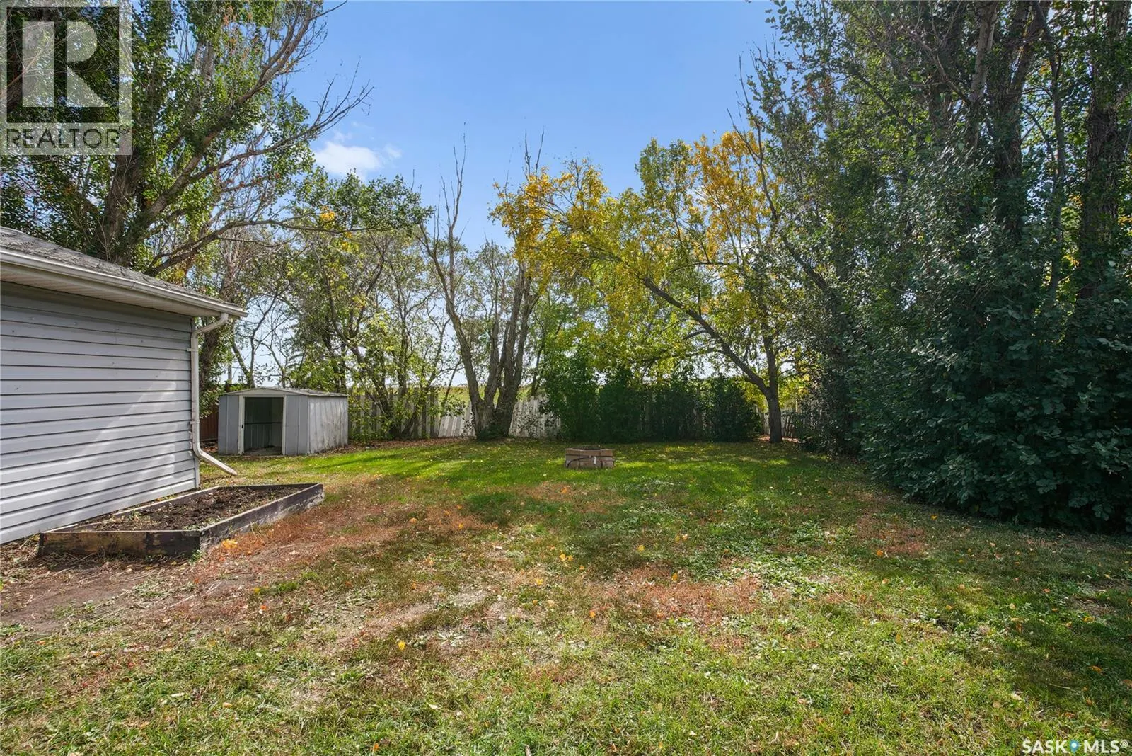 263 Logan CRESCENT