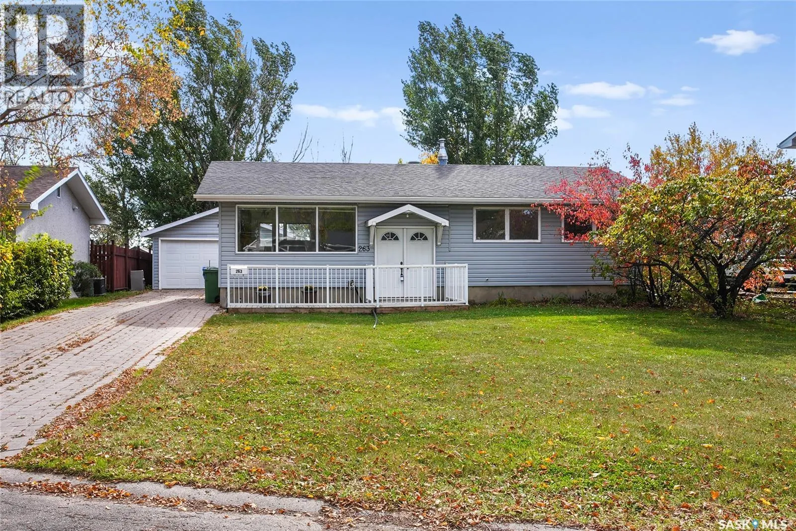 263 Logan CRESCENT