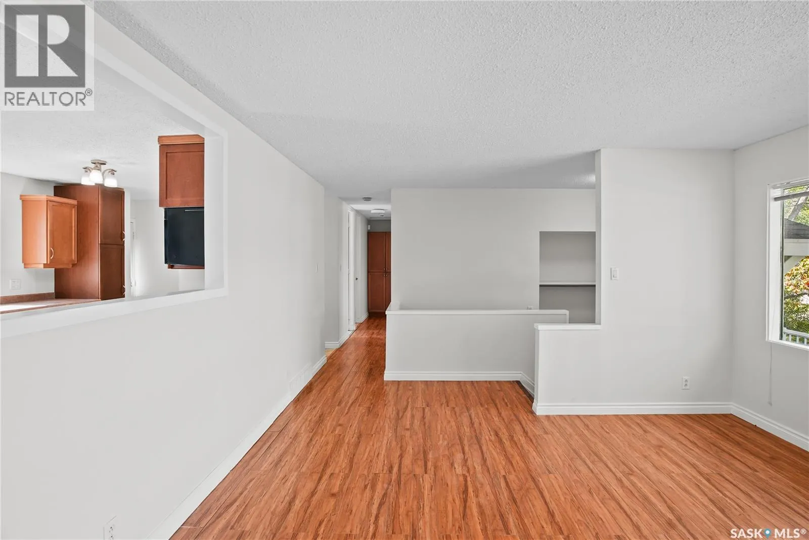263 Logan CRESCENT