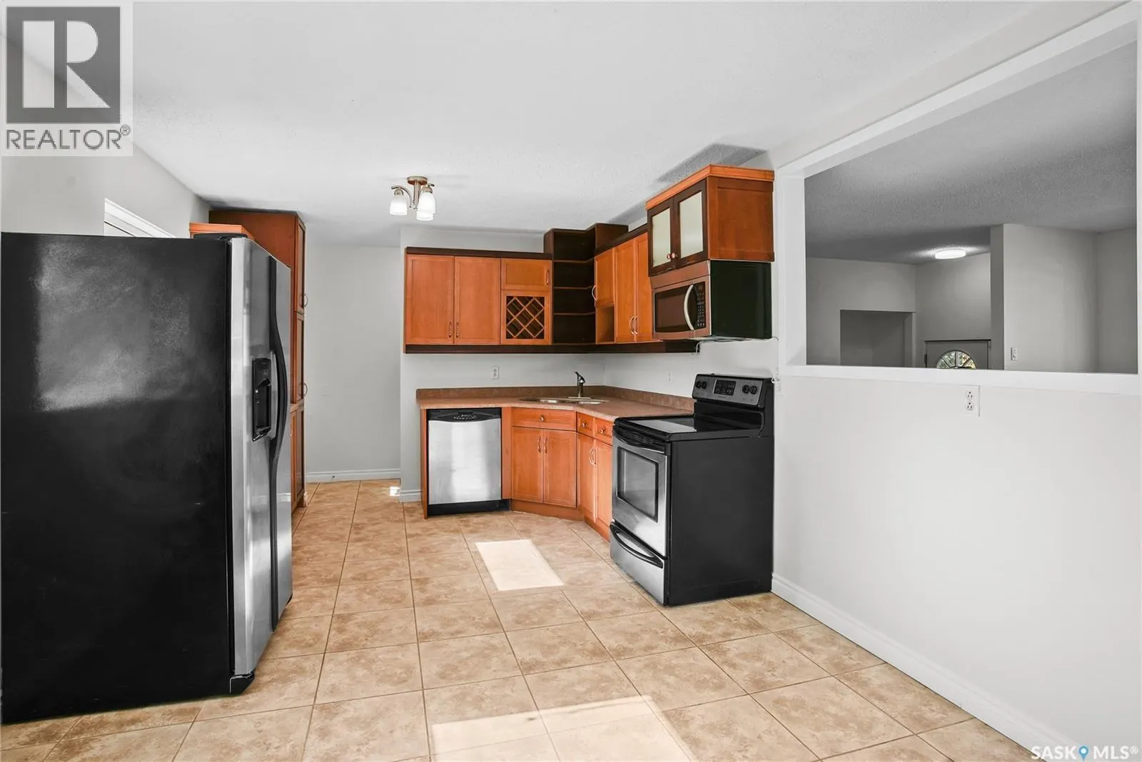 263 Logan CRESCENT