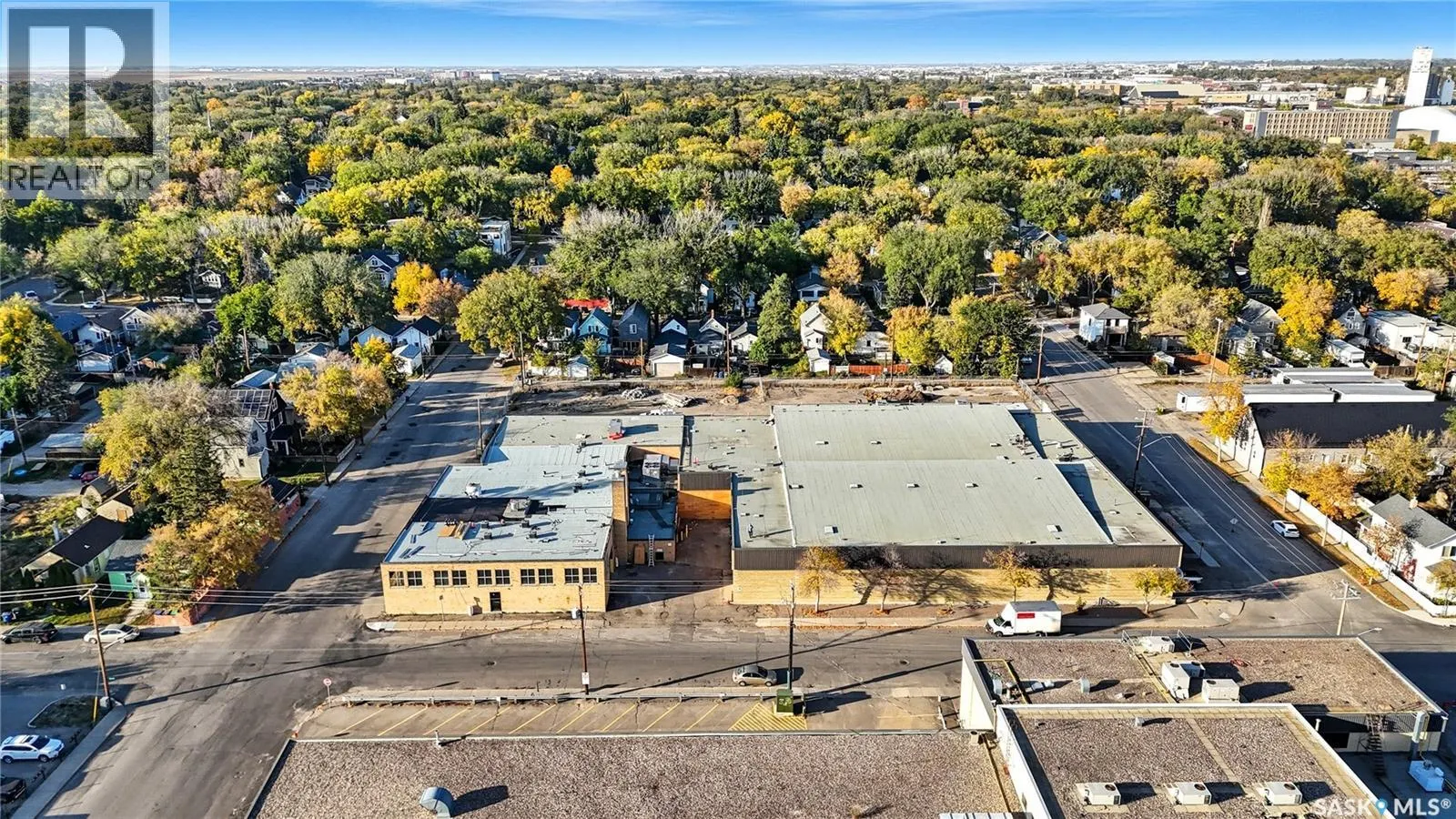 7 321 24th STREET W