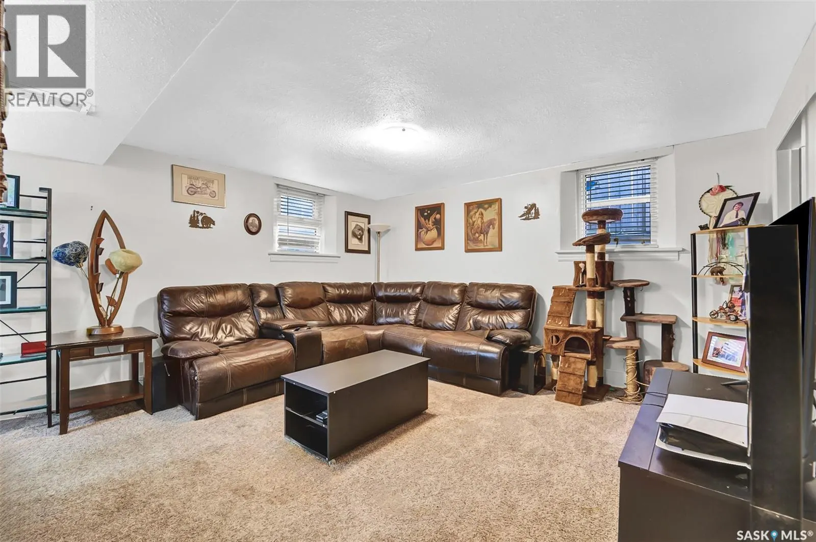 330 8th STREET