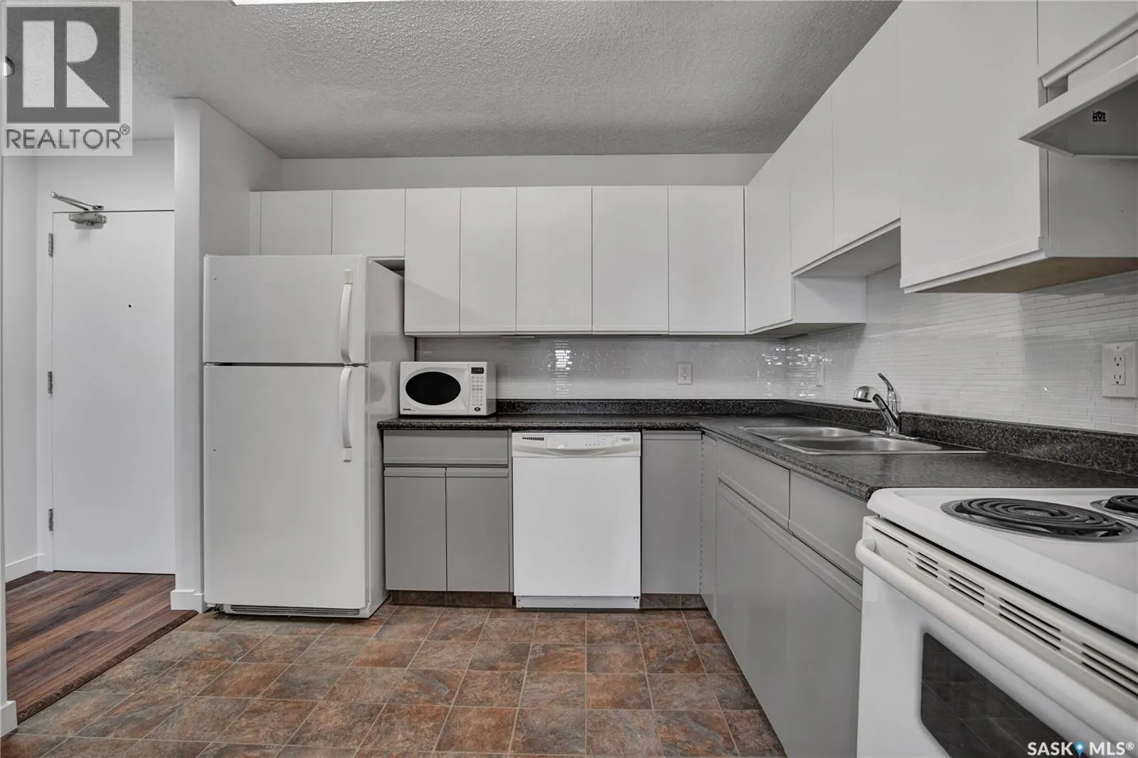 301 209a Cree PLACE
