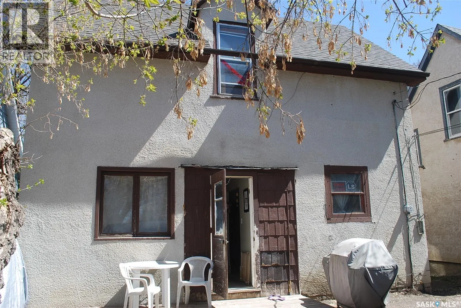 1346 Rae STREET