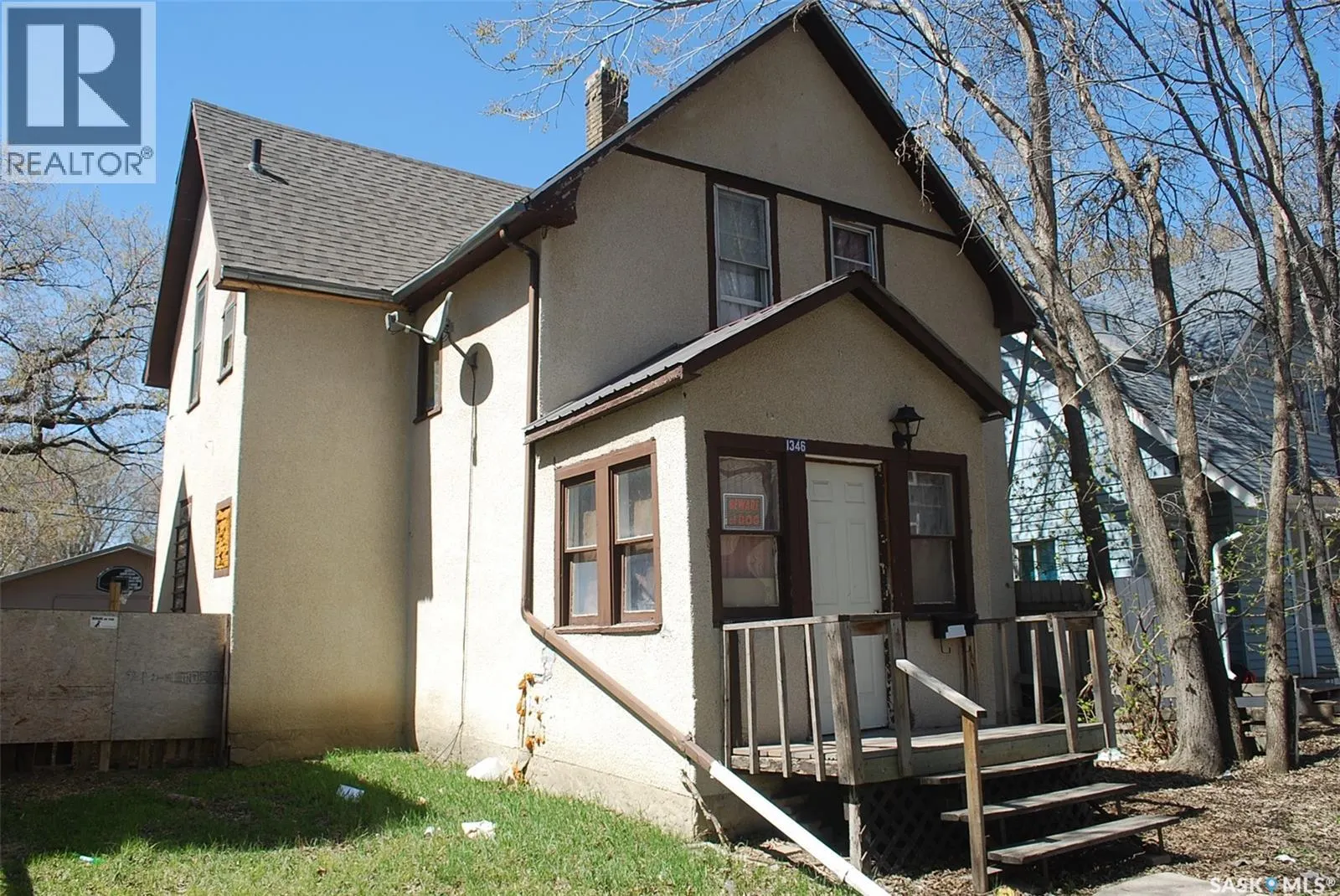 1346 Rae STREET