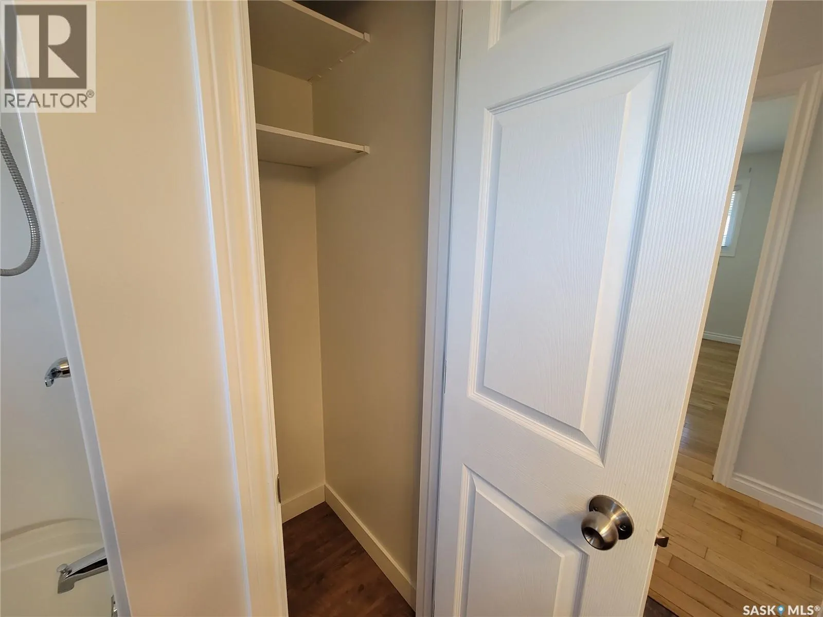 708 2nd STREET W