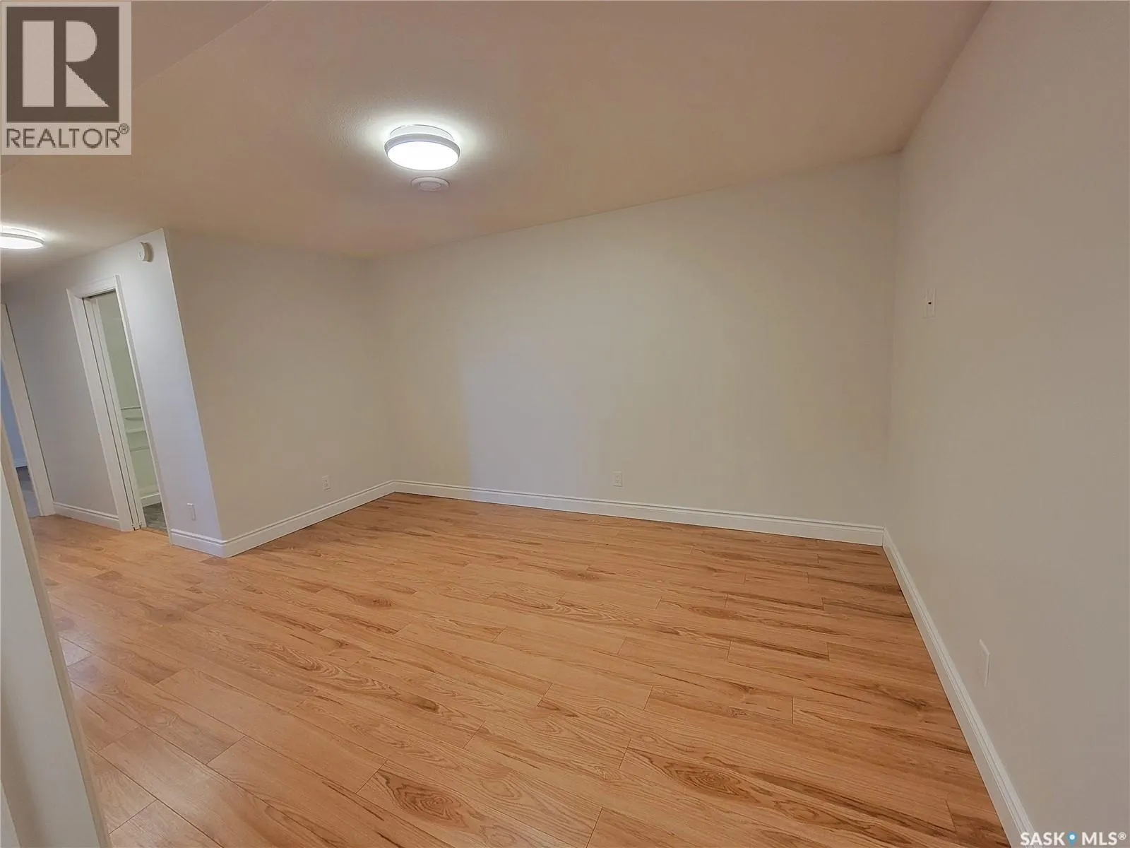 708 2nd STREET W