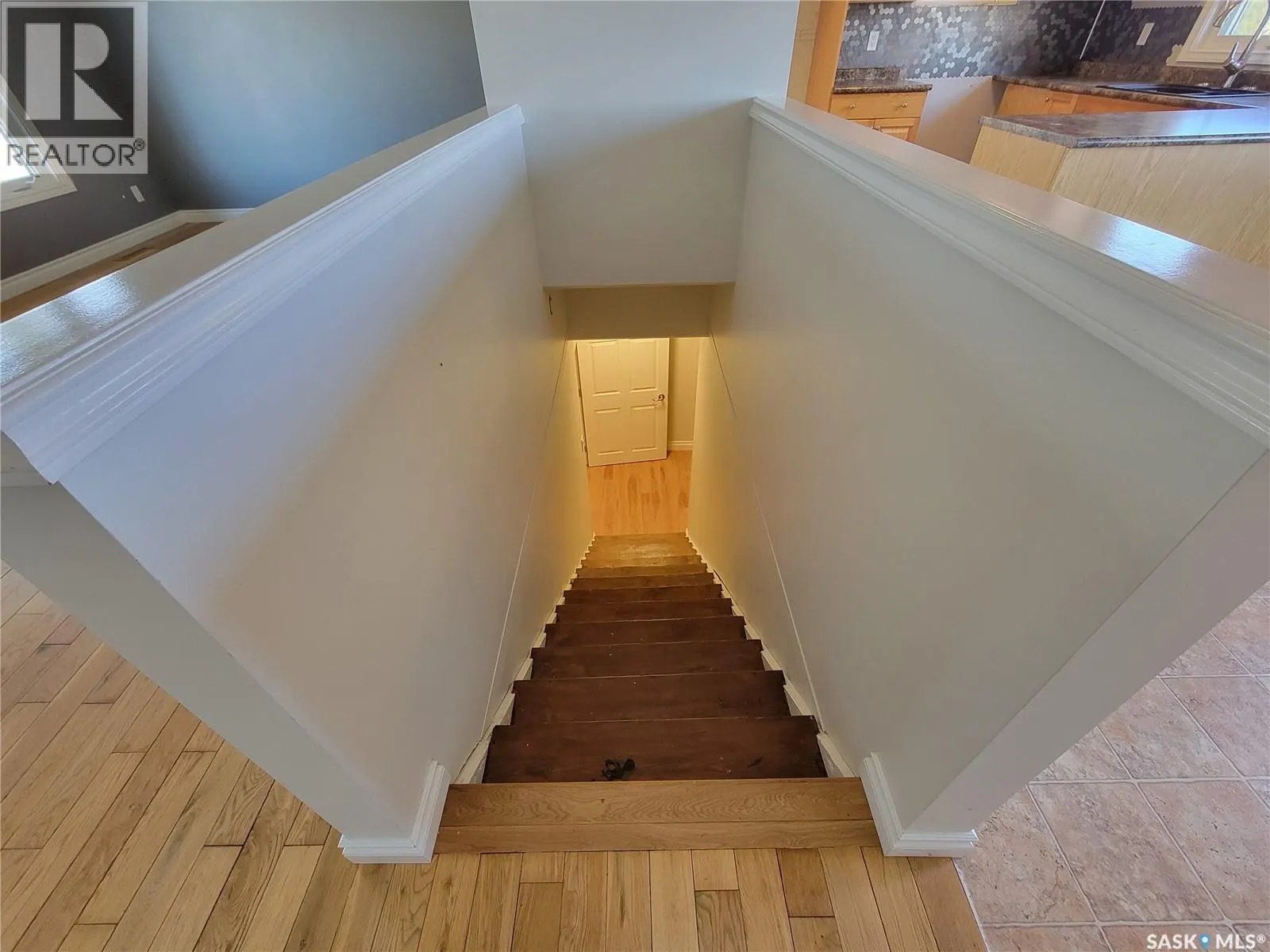 708 2nd STREET W