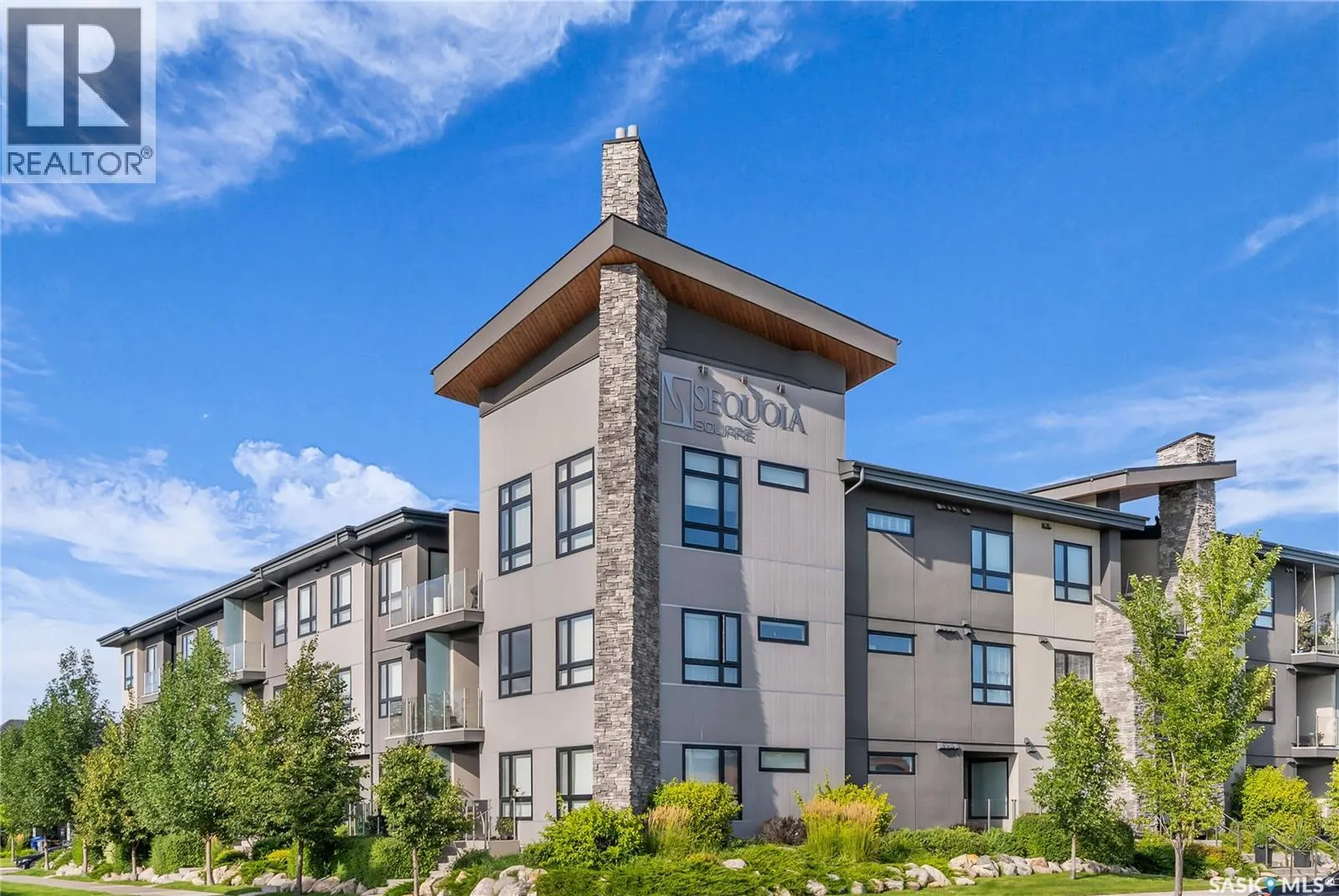 120 223 Evergreen SQUARE