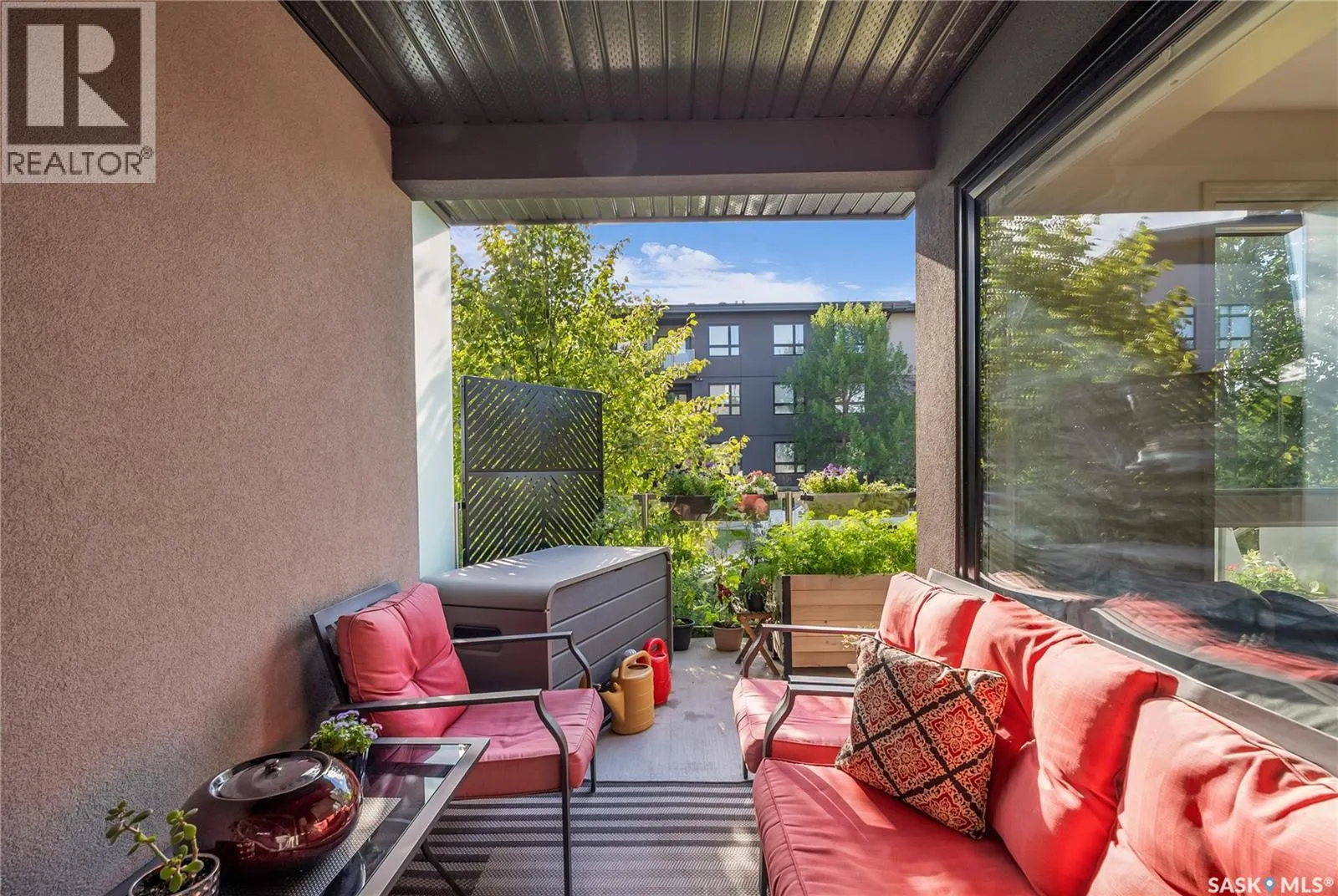 120 223 Evergreen SQUARE