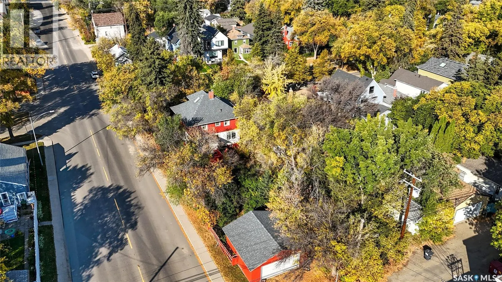 521 Albert AVENUE