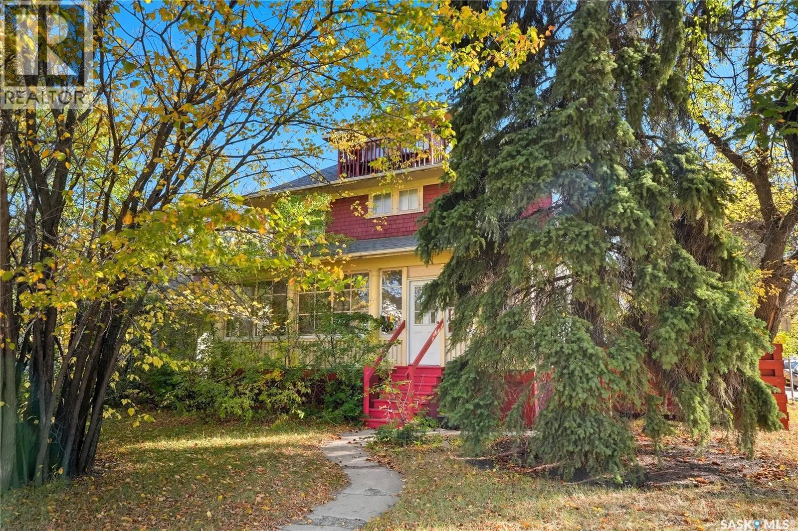521 Albert AVENUE
