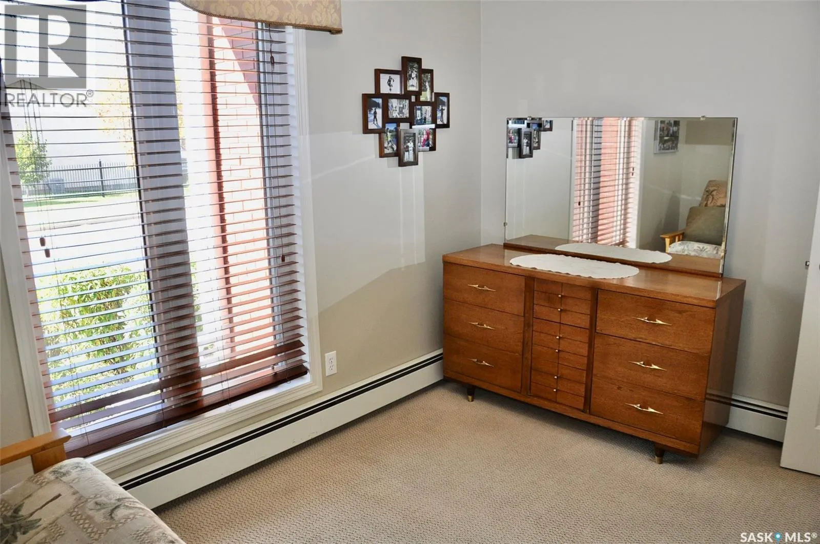 115 928 Heritage VIEW