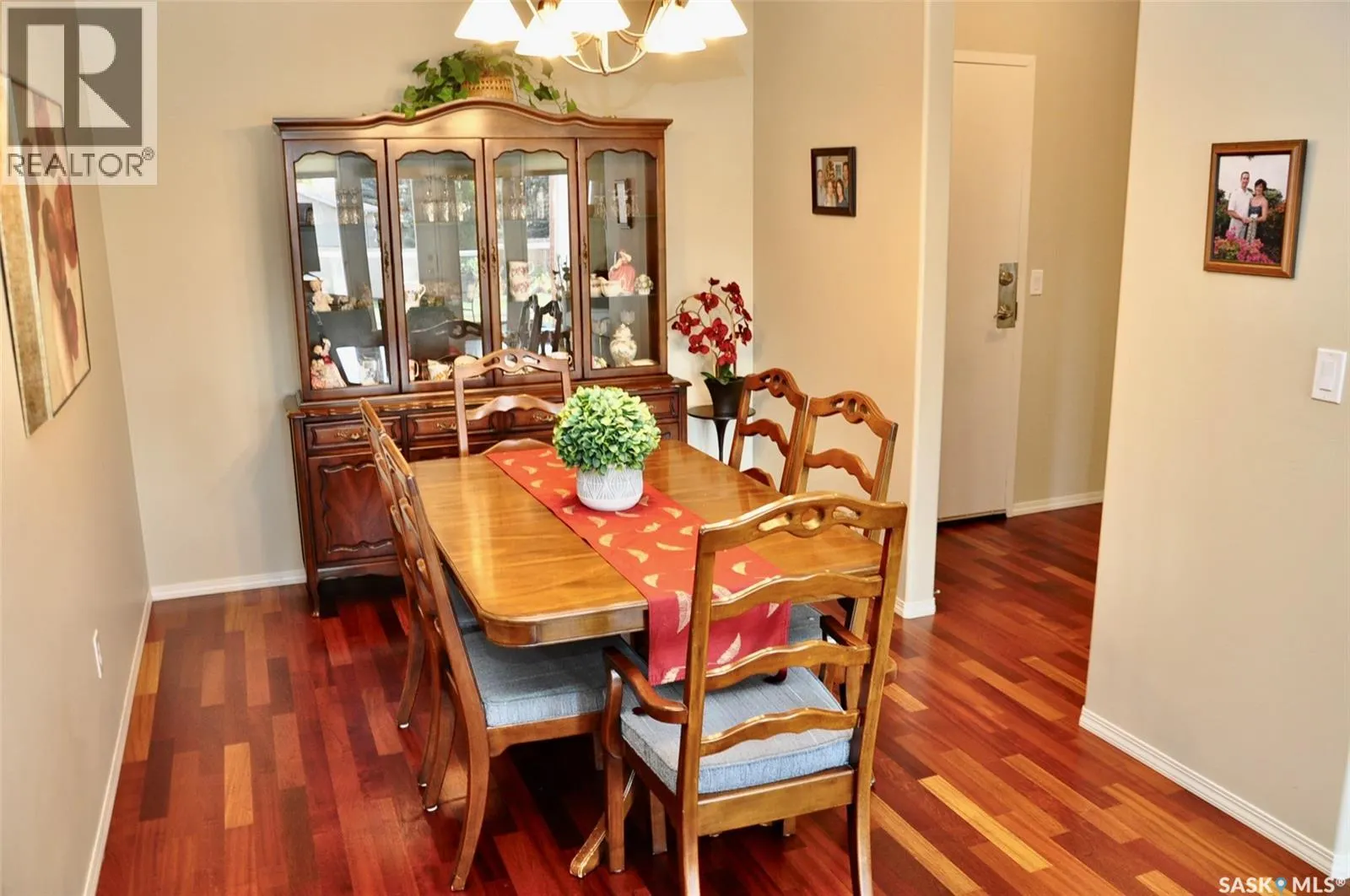 115 928 Heritage VIEW