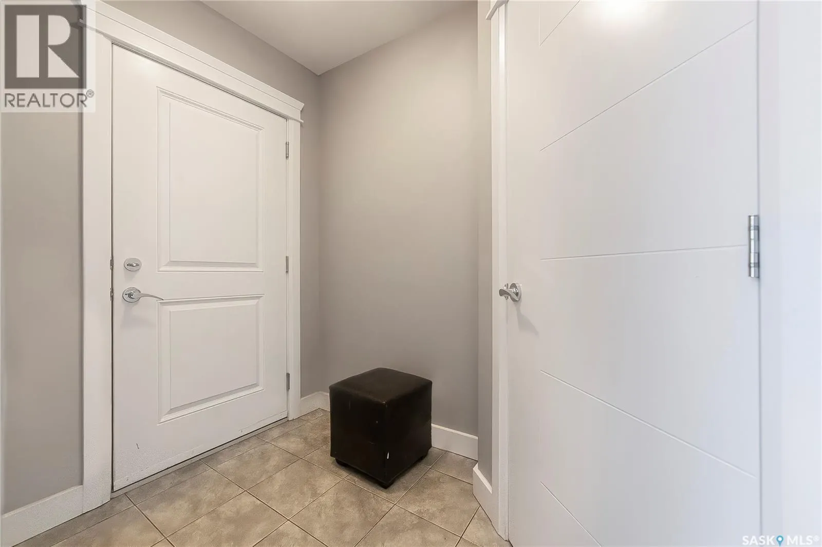 343 Langlois WAY