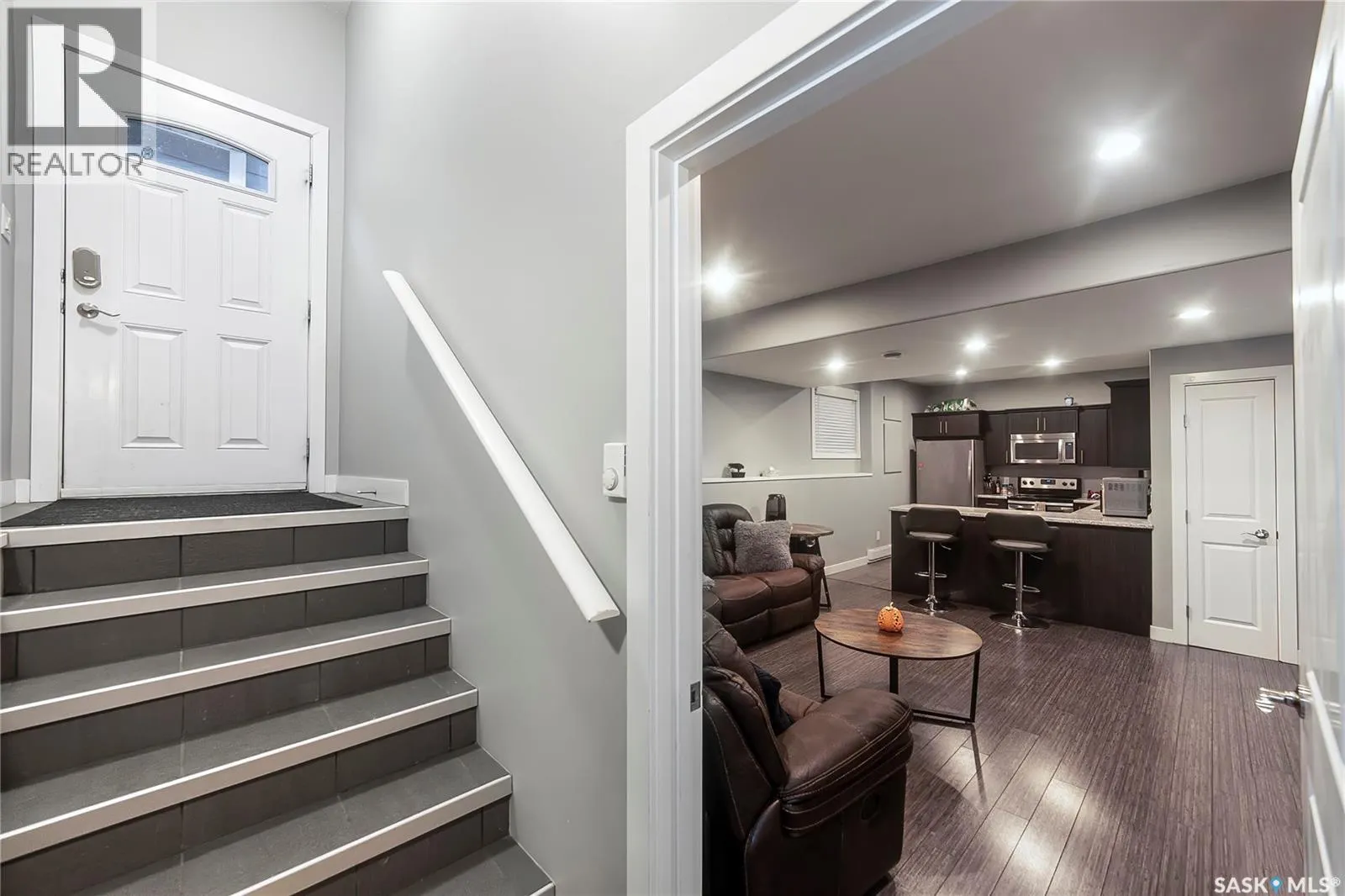 343 Langlois WAY