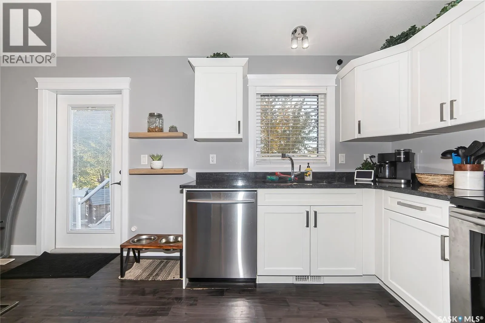 343 Langlois WAY