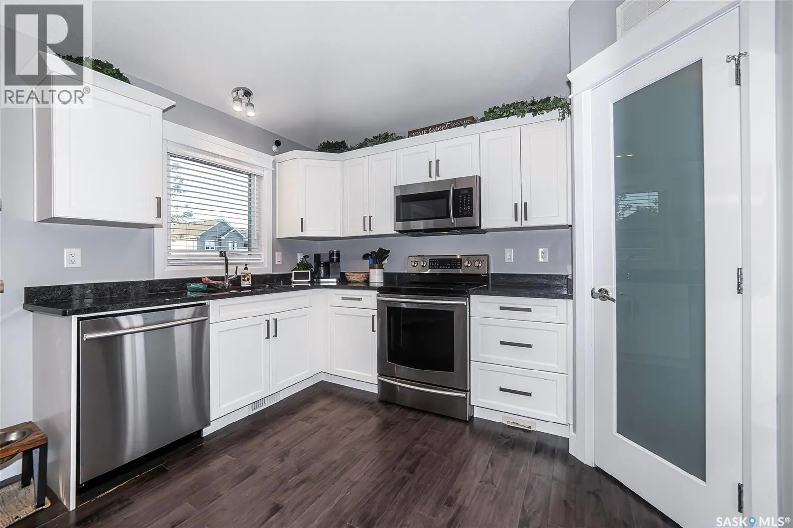 343 Langlois WAY