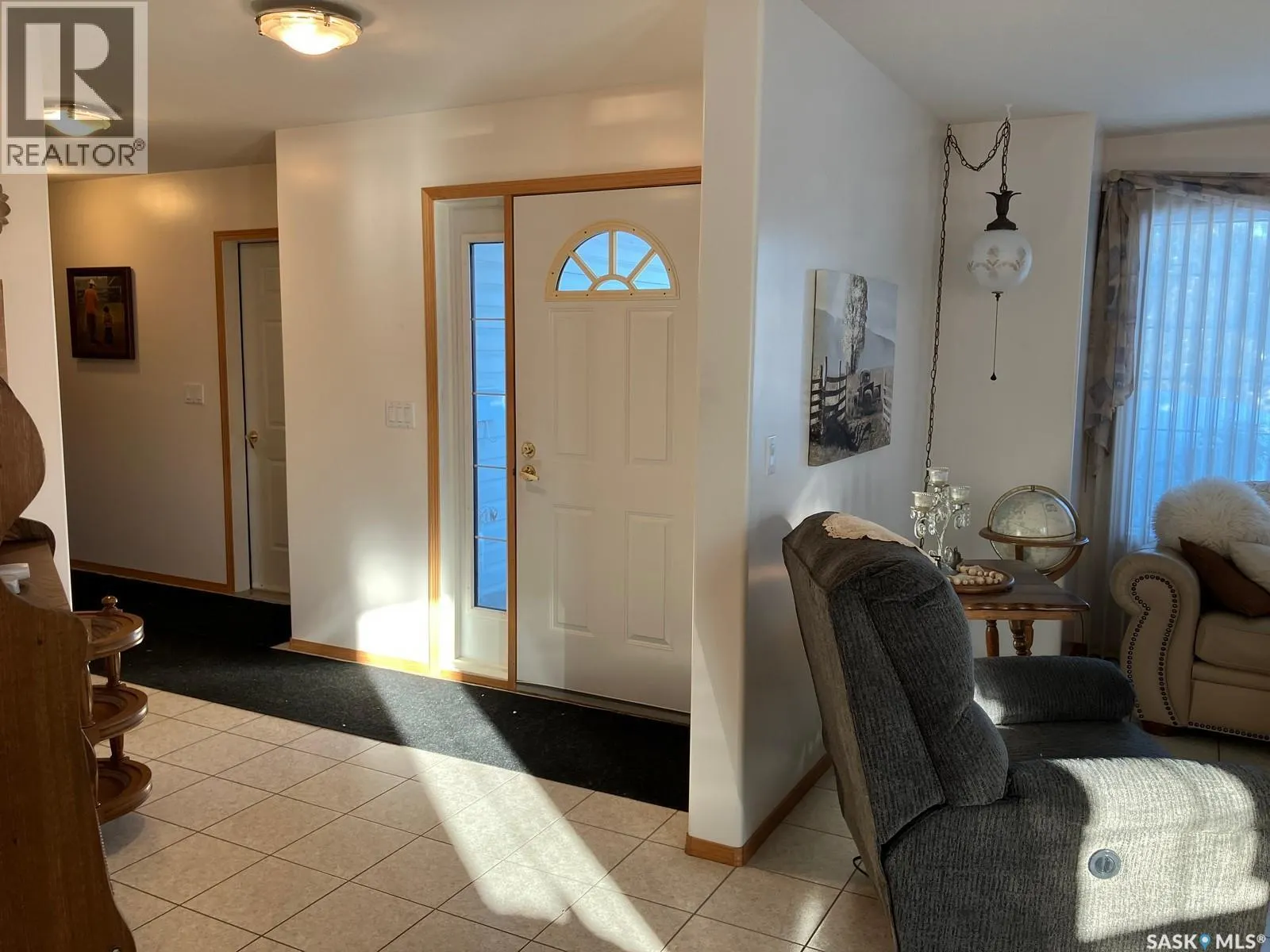 324 5th STREET N