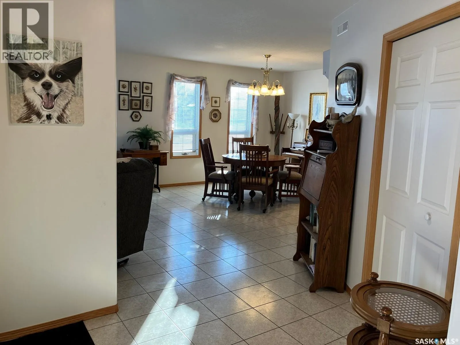 324 5th STREET N