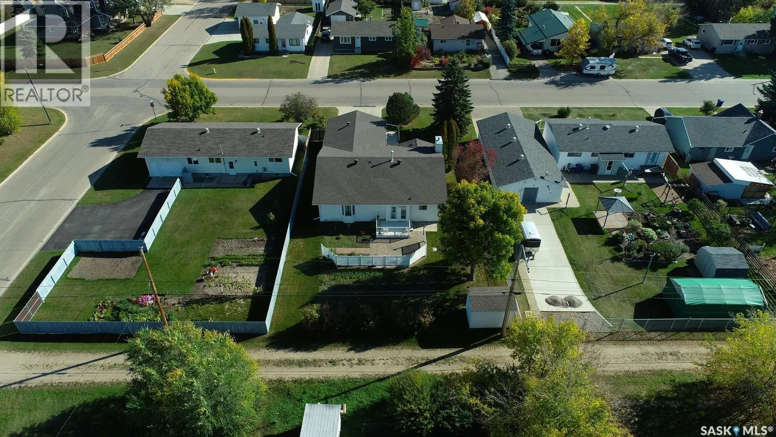 324 5th STREET N