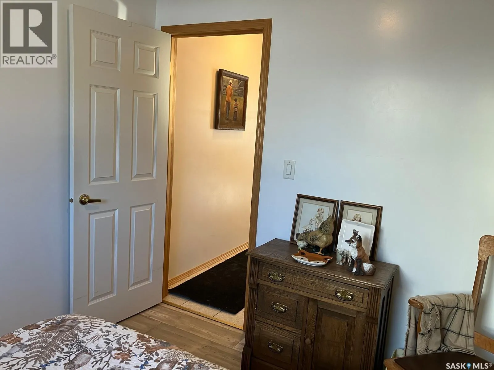 324 5th STREET N