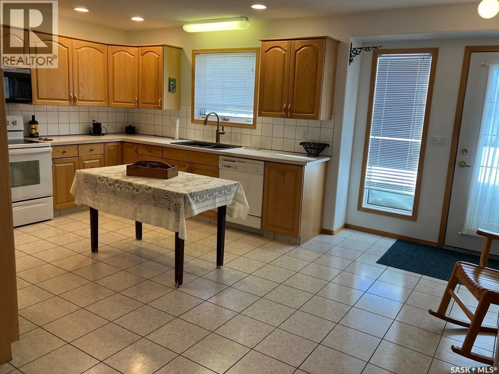 324 5th STREET N