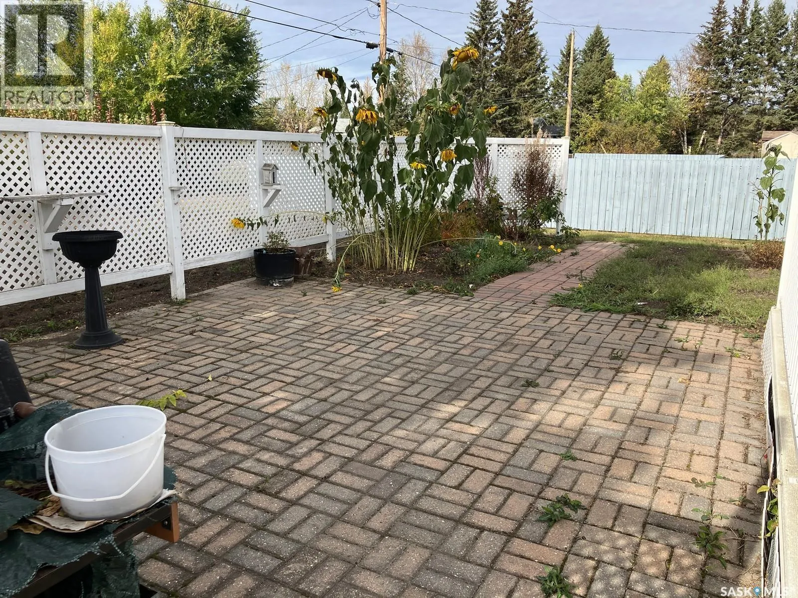 324 5th STREET N