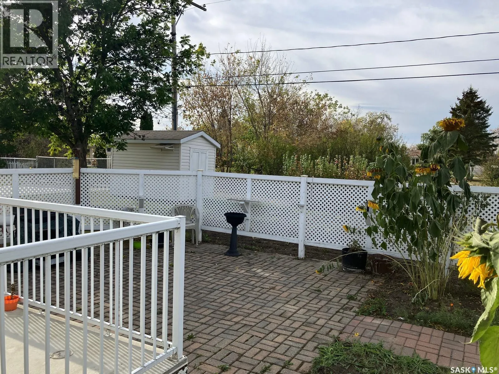 324 5th STREET N