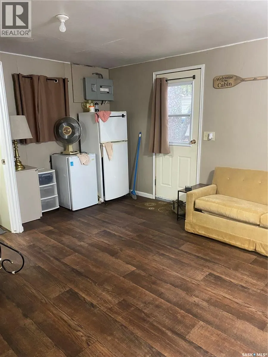 1235 Lakeside ROAD