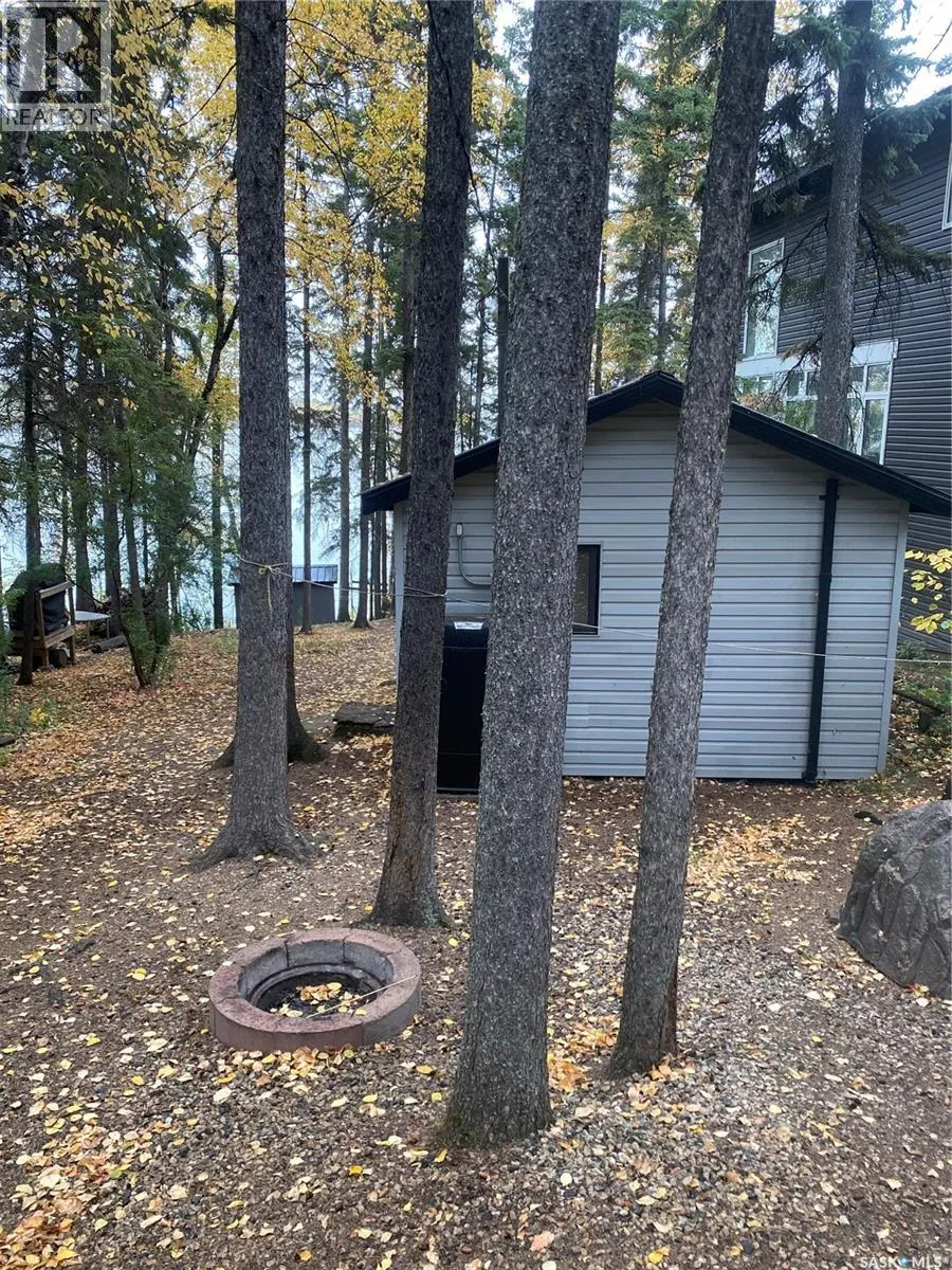 1235 Lakeside ROAD