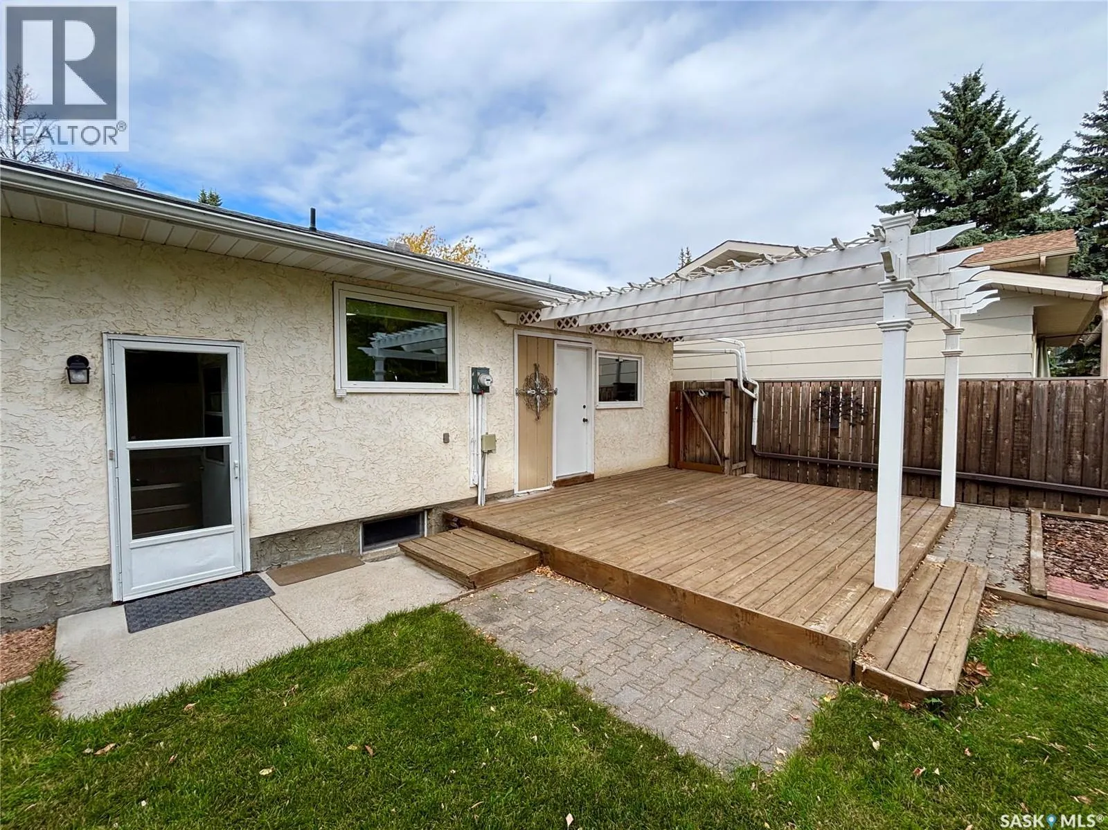 323 Tobin CRESCENT