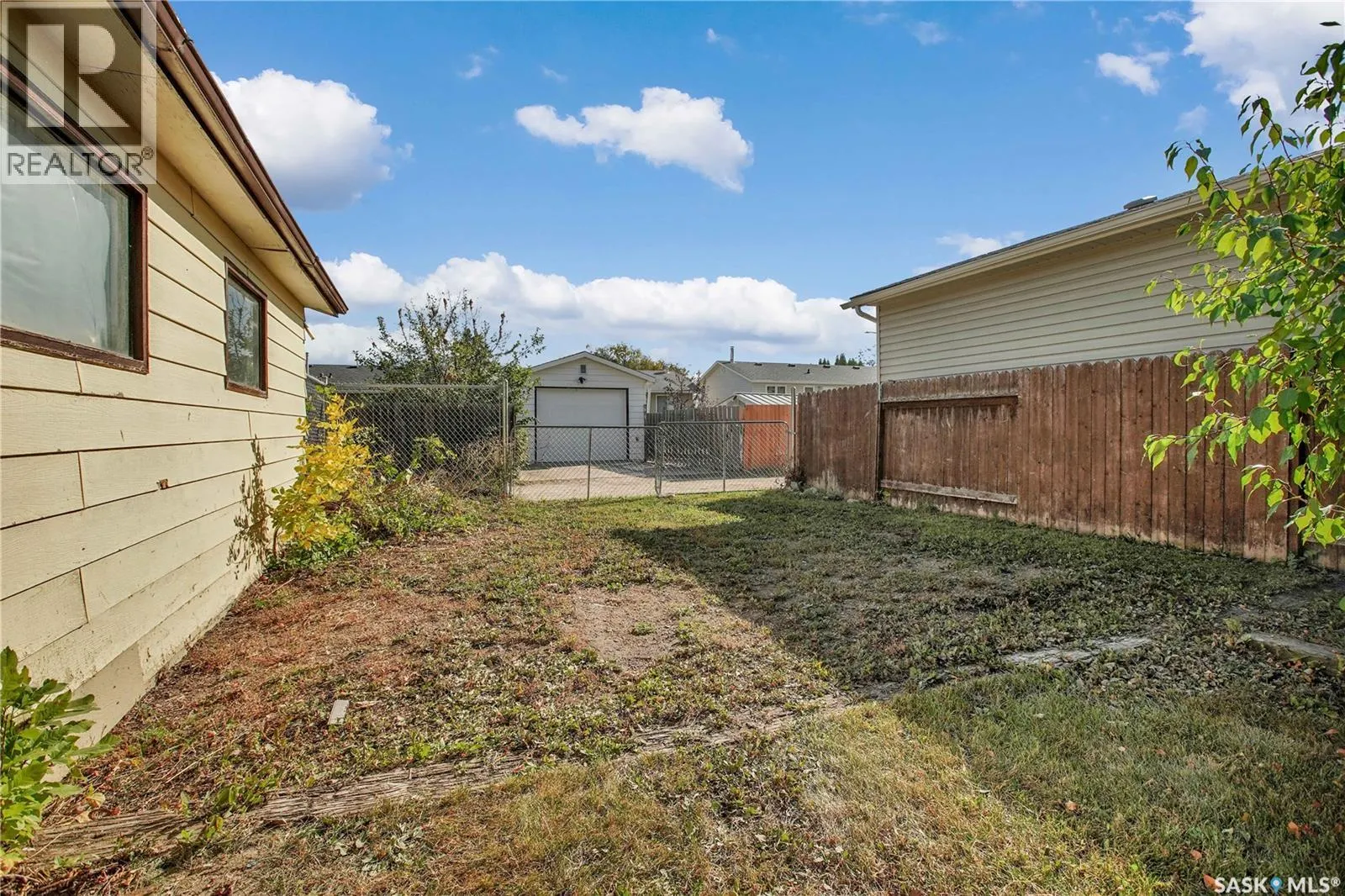 126 Vanier CRESCENT