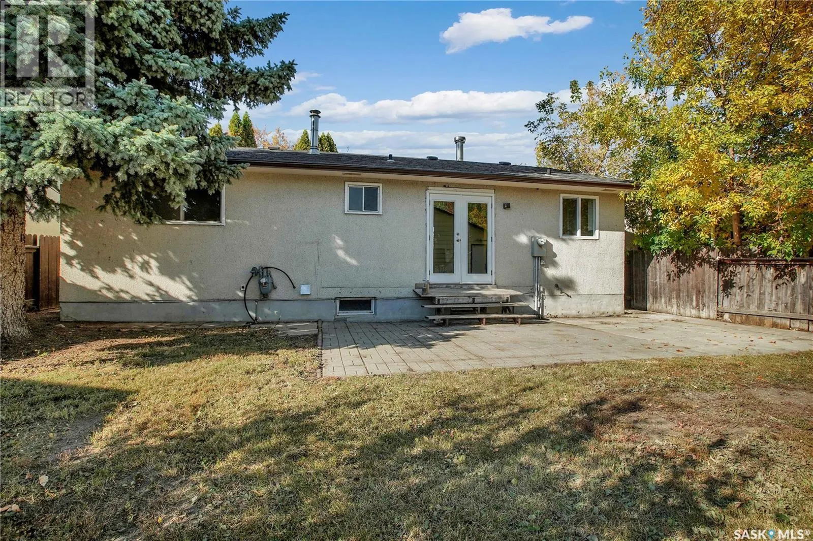 126 Vanier CRESCENT