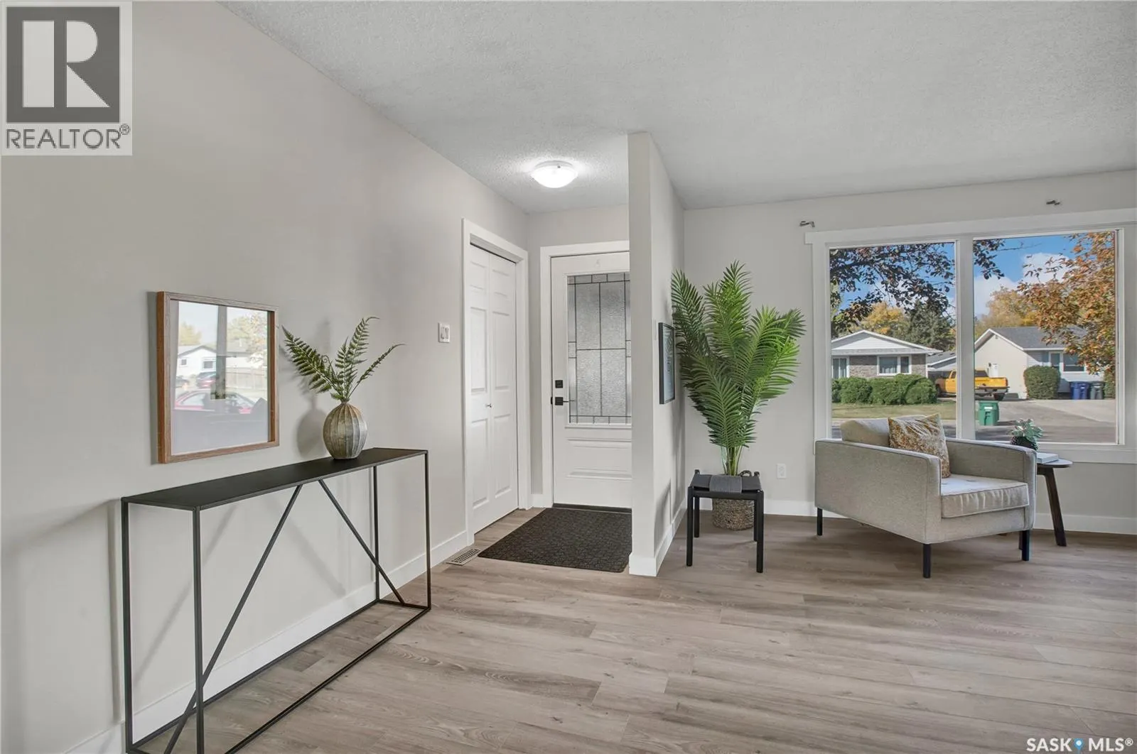 126 Vanier CRESCENT