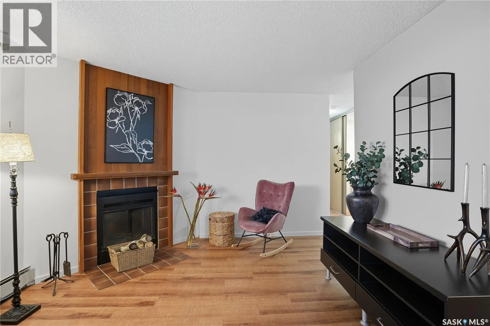 104 855 Wollaston CRESCENT