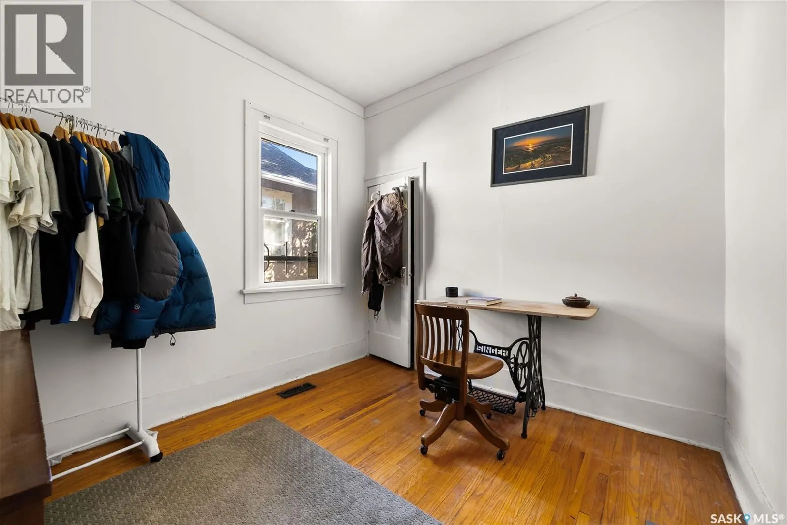 1551 Montague STREET