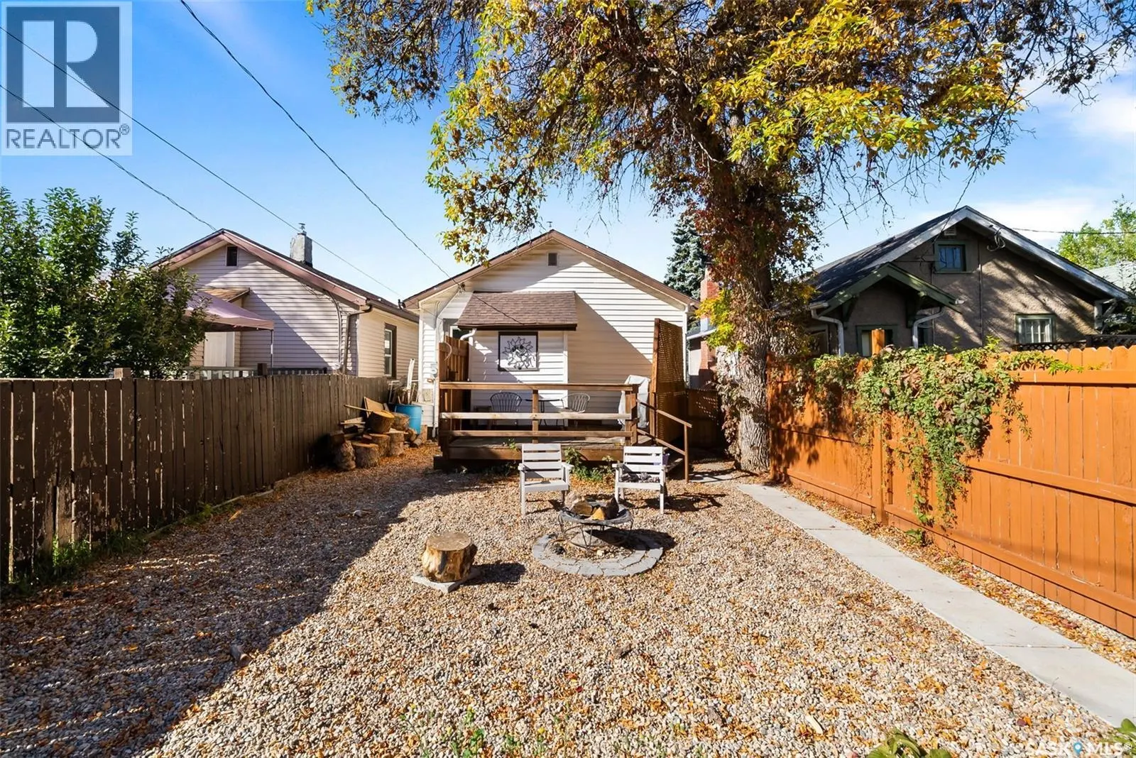 1551 Montague STREET