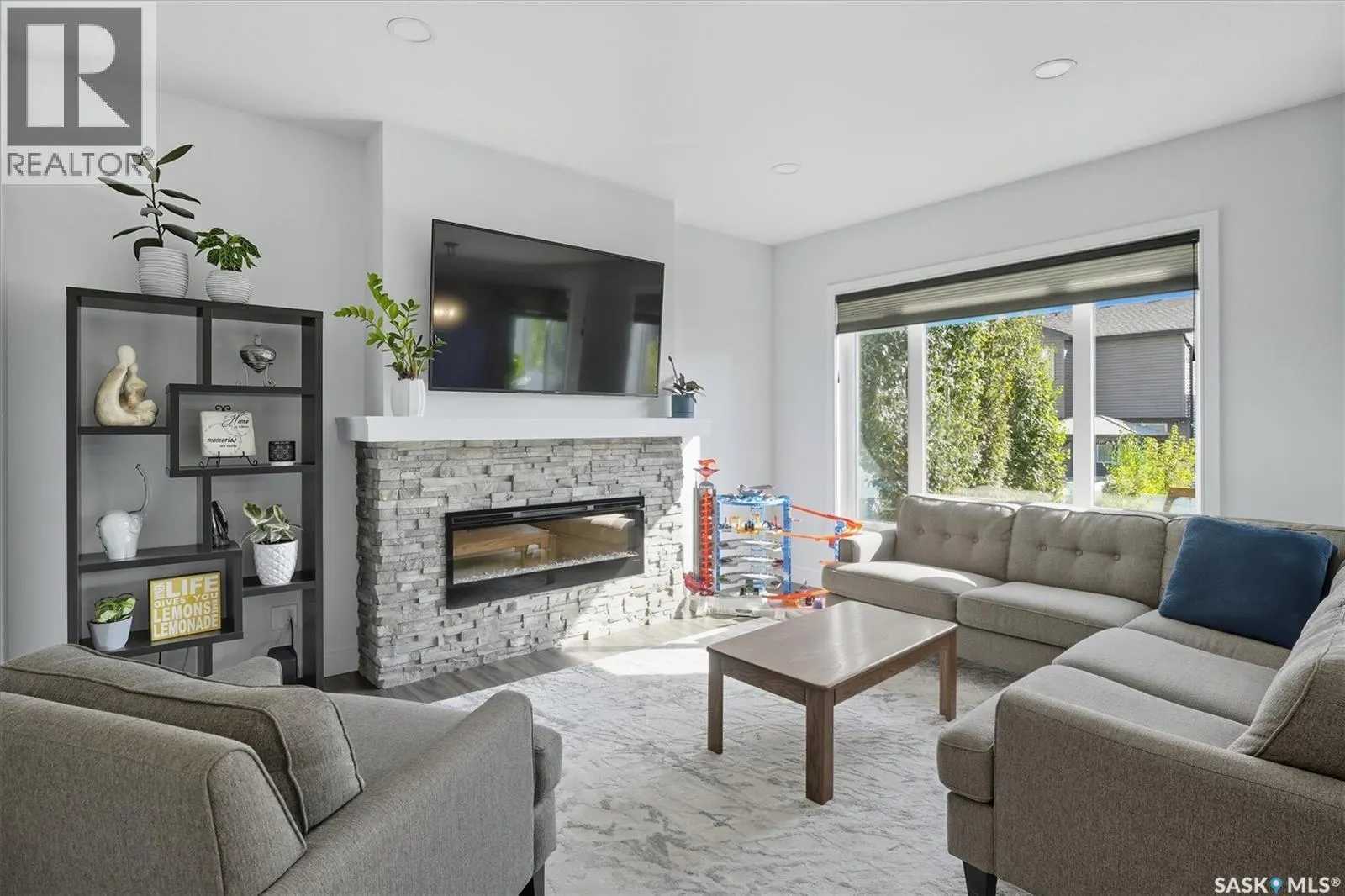 474 McFaull CRESCENT
